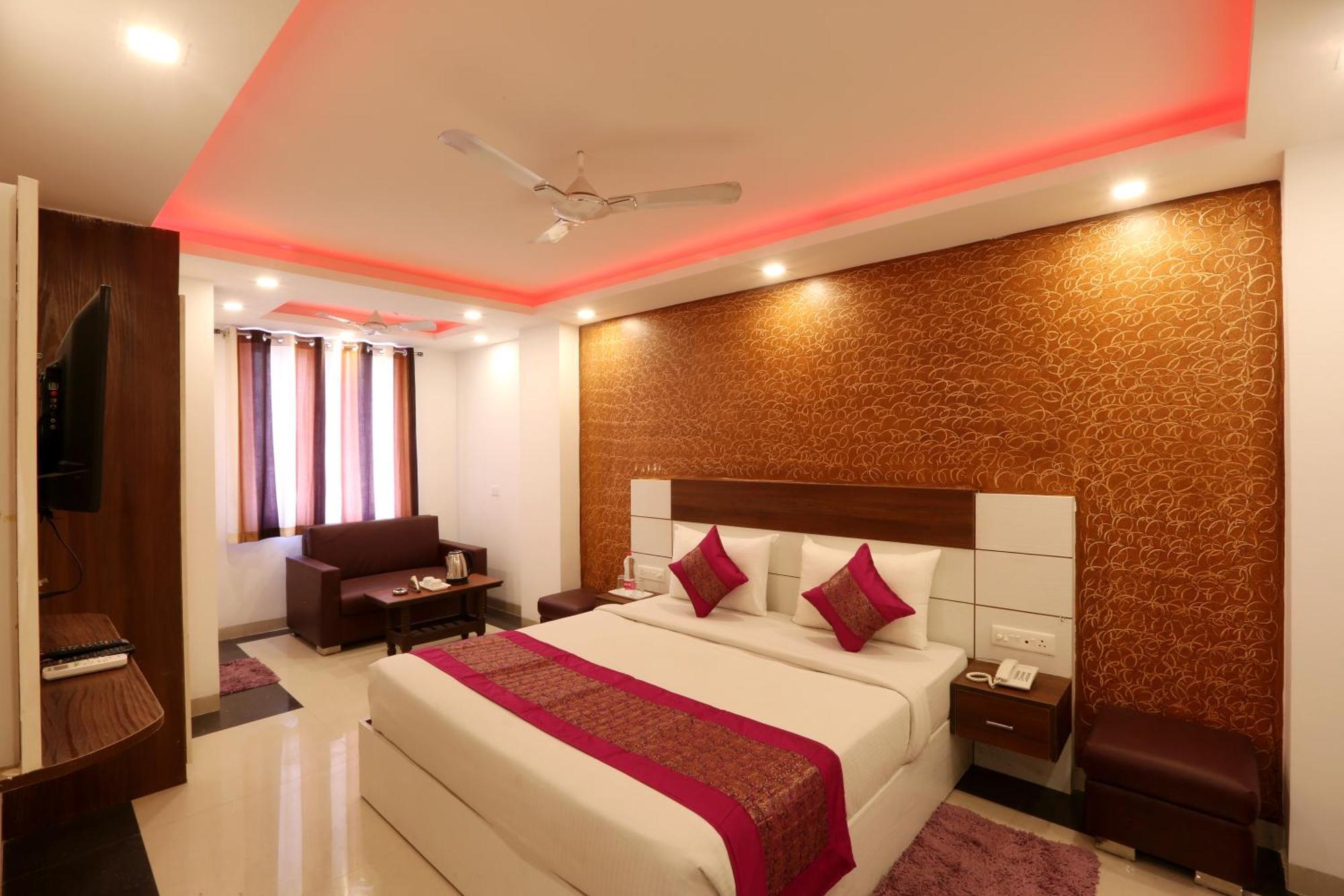 Hotel Ark Wood At Airport New Delhi Eksteriør billede