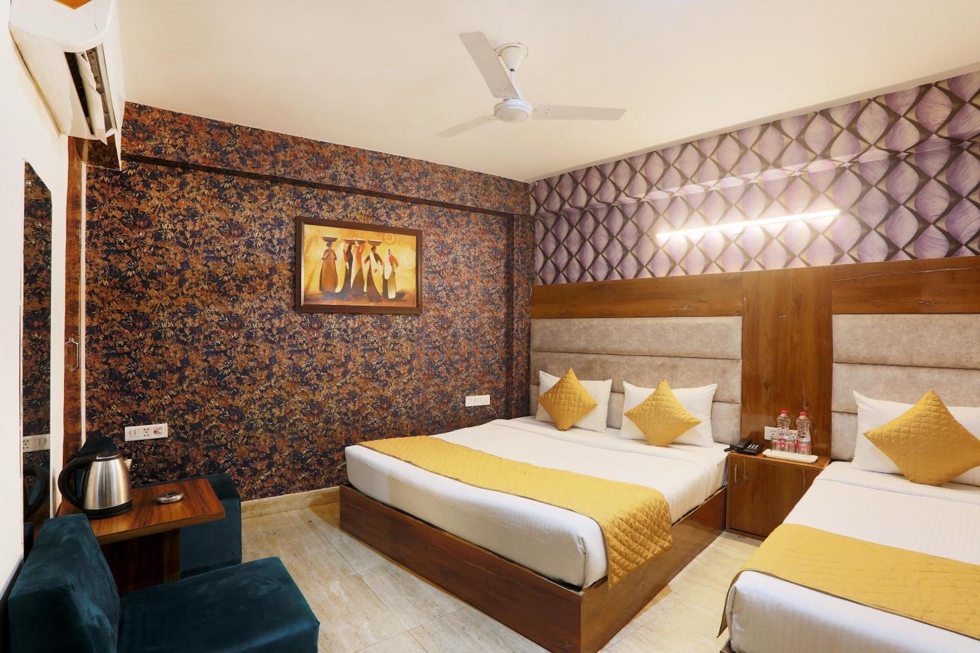 Hotel Ark Wood At Airport New Delhi Eksteriør billede