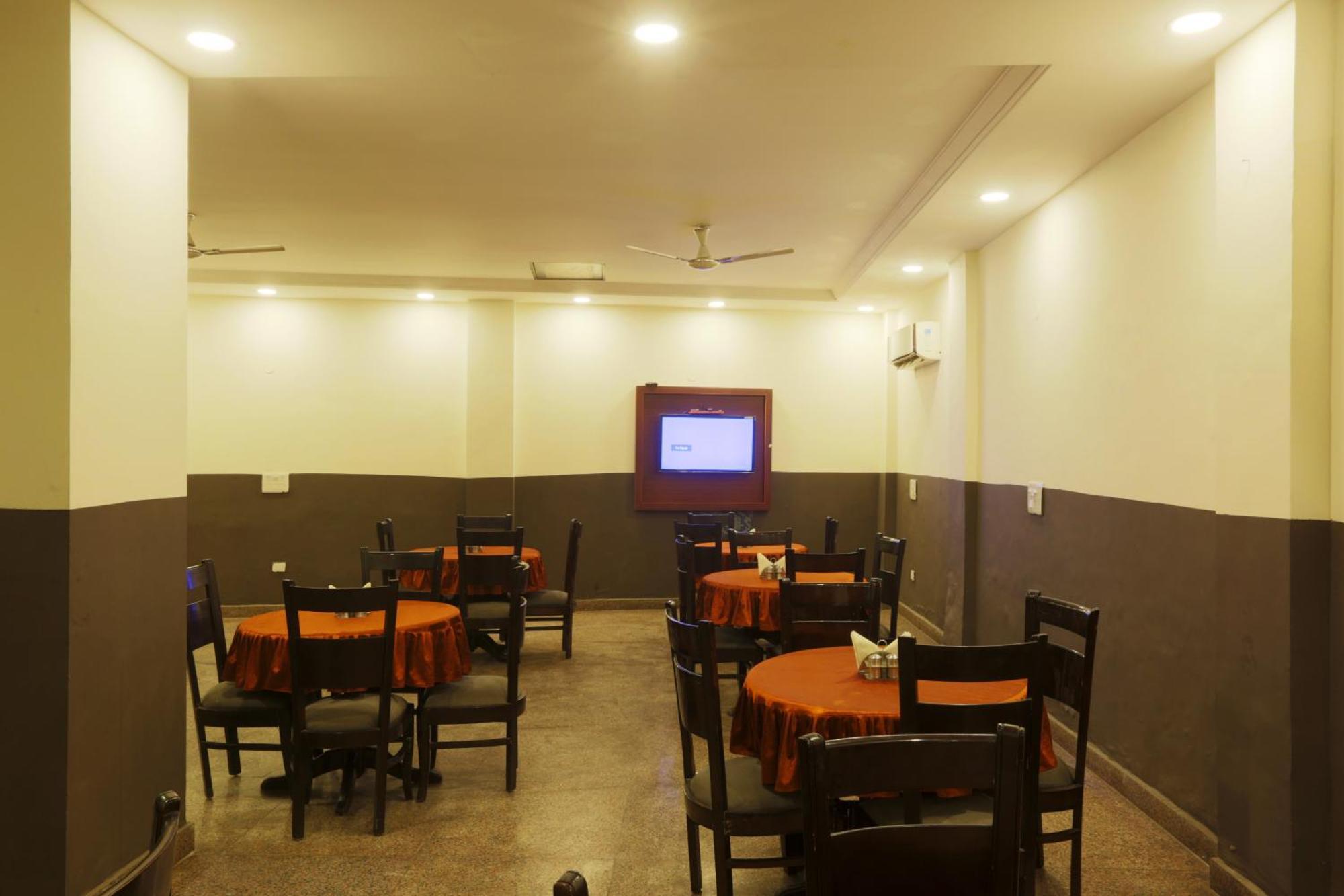 Hotel Ark Wood At Airport New Delhi Eksteriør billede